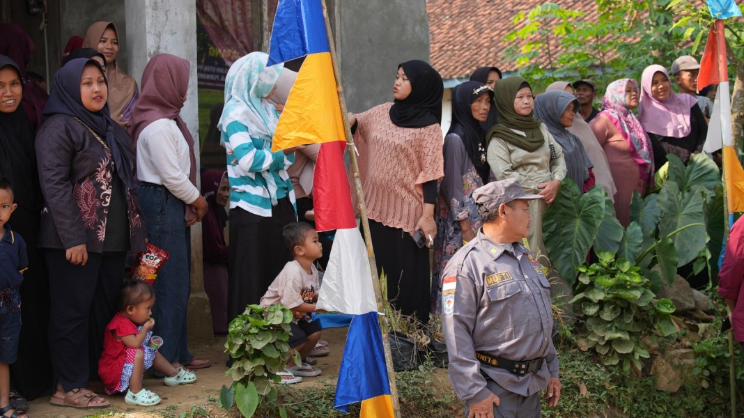 Antusias Warga Watuduwur Sambut Pembukaan TMMD Reguler Ke-129 Kodim 0708 Purworejo