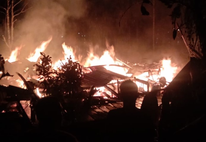 Dua Rumah di Tempuling Hangus Terbakar, 1 Orang Tewas