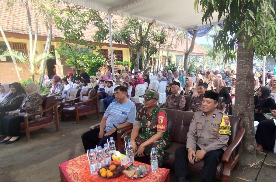 Sertu Rudi Hadiri Gelar Karya dan Pentas Kreativitas Wisuda