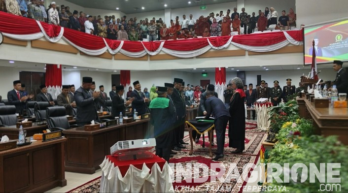 Iwan Taruna Resmi Dilantik Menjadi Ketua DPRD Inhil Periode 2024 - 2029