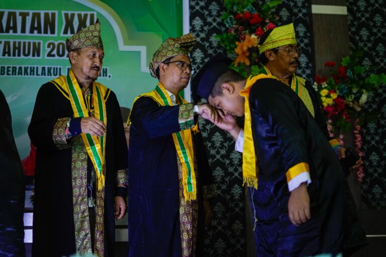 Bupati Karimun Iskandarsyah Hadiri Wisuda Santri TPQ XXI Se Kecamatan Kundur.