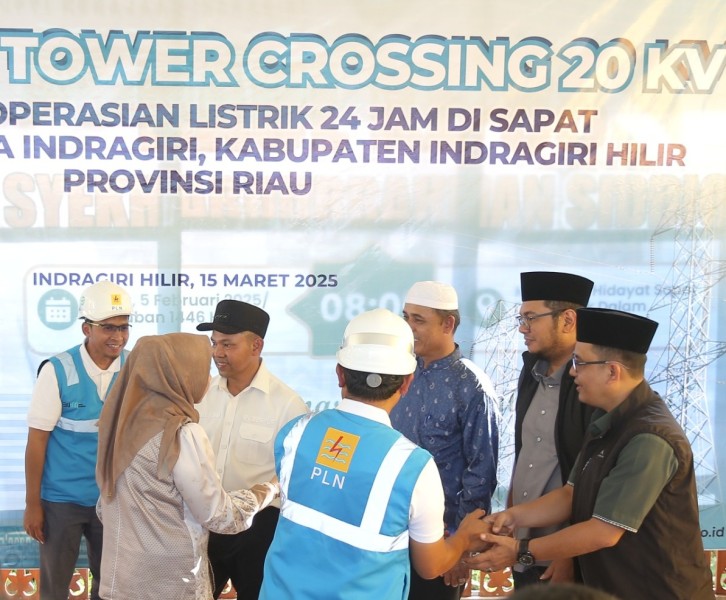 Muhammad Amin, SE Anggota DPRD Inhil Hadiri Peresmian Listrik 24 Jam di Kuala Indragiri
