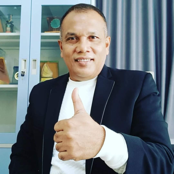 Majukan Dunia Pendidikan, Dr Adolf Bastian Siap Maju Sebagai Ketua PGRI Riau