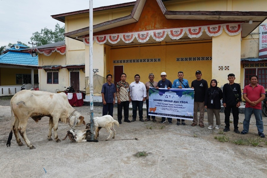 Sambu Group Kembali Salurkan Hewan Qurban  di Wilayah Operasional Perusahaan