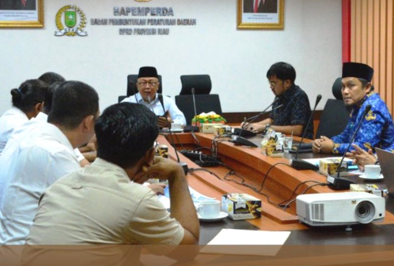 Bapemperda DPRD Riau Gelar Rapat Finalisasi Data RTRW