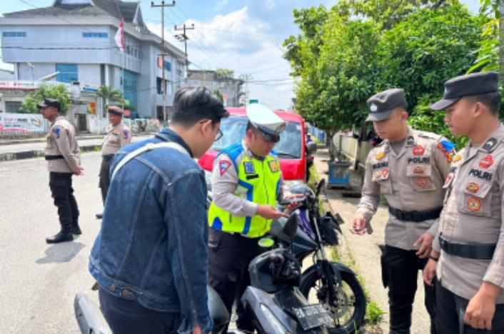 Hari ke 5 Operasi Patuh, Polres Inhil Telah Menilang 48 Pelanggar