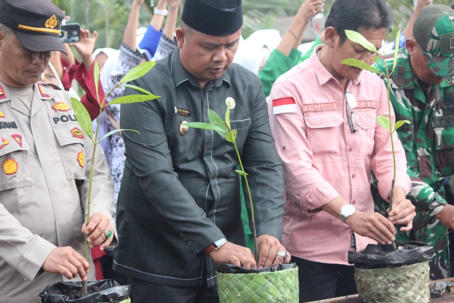 Kampanye Cinta Mangrove Lewat Edukasi, Budaya, dan Anak Muda