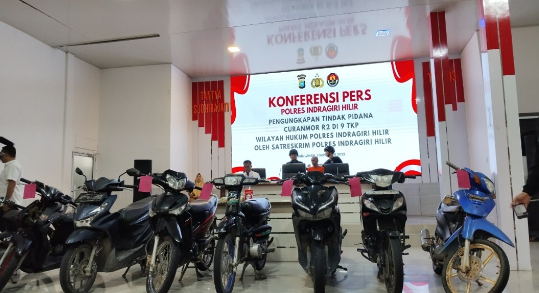 Ayah dan Anak di Inhil Kompak Curanmor, Polisi Ungkap 9 Motor Hasil Kejahatan