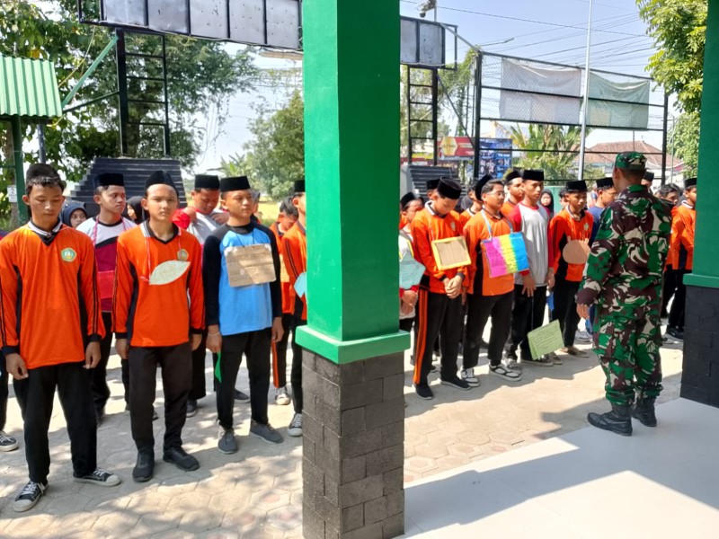 Koramil Jogoroto Beri Pembekalan Pelajar MA Midannuttaklim