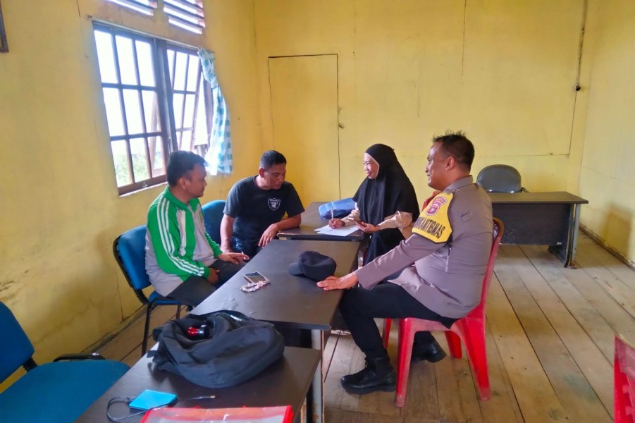 Bhabinkamtibmas Desa Bekawan Koordinasi Pendataan Lahan Jagung Dukung Program Swasembada Pangan