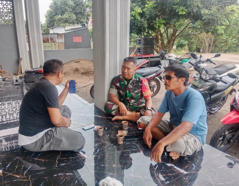 Babinsa Koramil Sumobito Serap Aspirasi Masyarakat