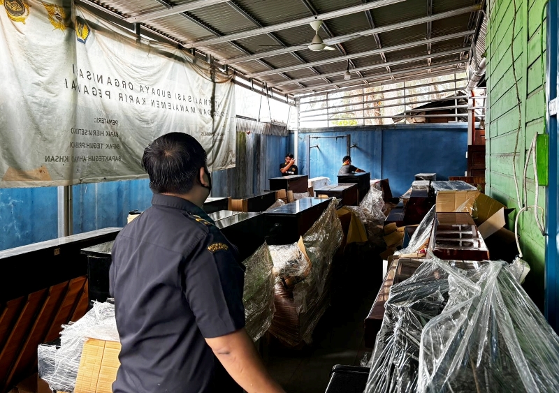 Bea Cukai Bengkalis Lelang 22 Unit Piano Berbagai Merek