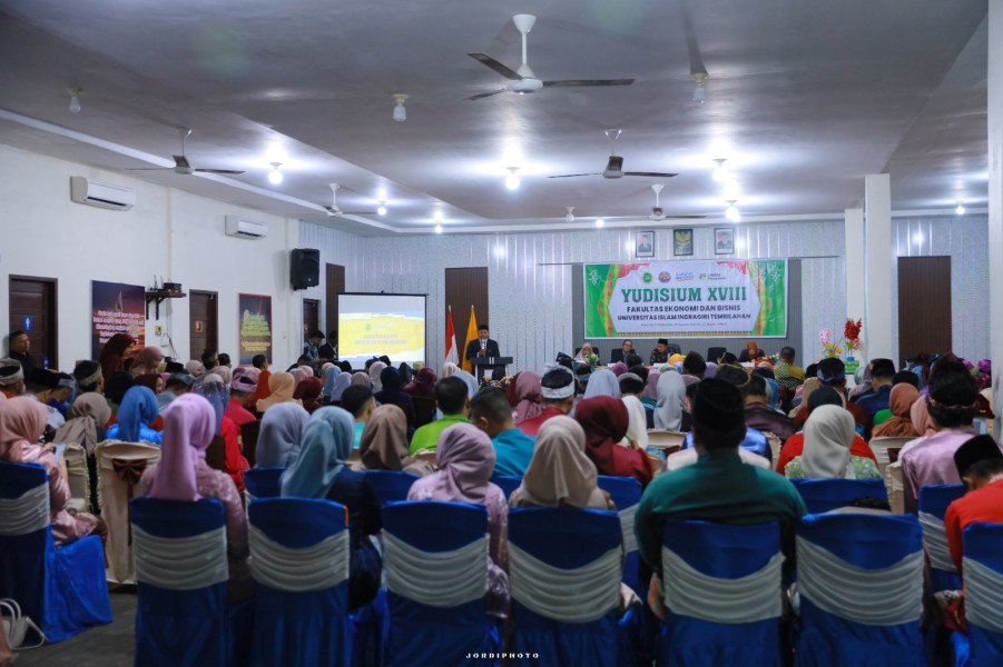 Sebanyak 159 Mahasiswa Akuntansi dan Manajemen Ikuti Yudisium XVII FEB UNISI
