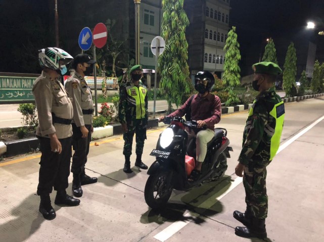 Polres Inhil Gelar Apel Gabungan Bersama TNI Sebelum Patroli