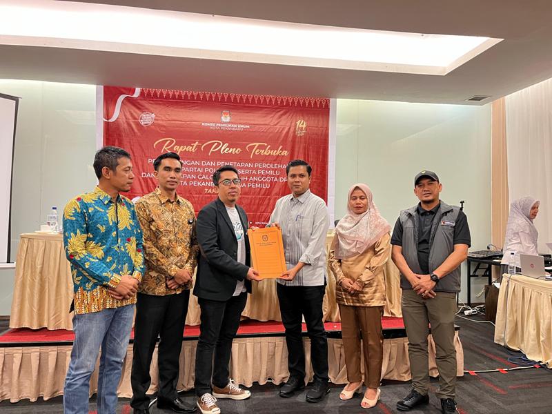 KPU Kota Pekanbaru Tetapkan 50 Calon Anggota DPRD Terpilih Pemilu 2024, Berikut Nama-namanya!