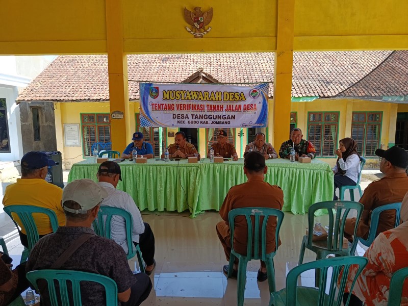 Sertu Witono Hadiri Musyawarah Pembentukan Panitia PHBN Desa Tanggungan