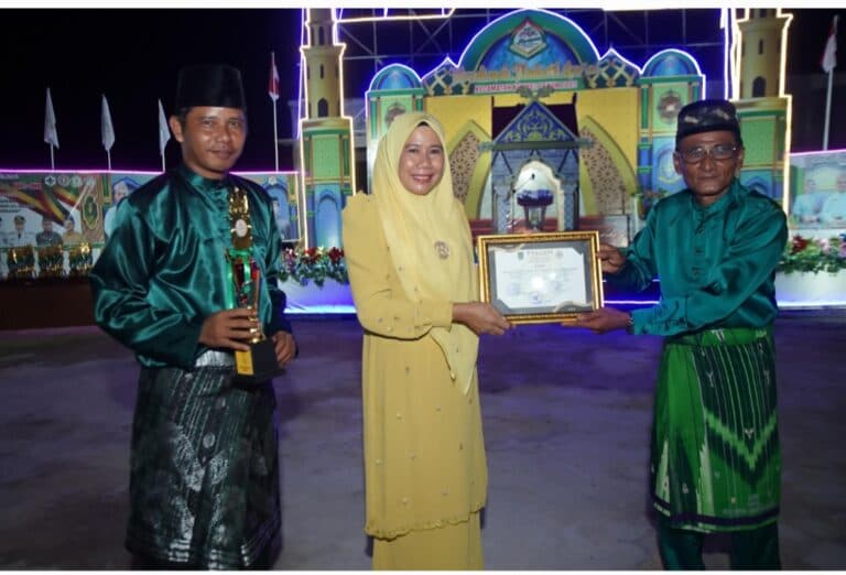 Wakil Bupati Inhil Yuliantini Tutup MTQ ke-20 Kecamatan Kempas