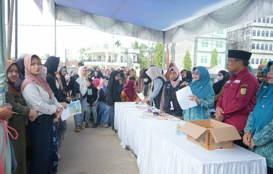 Operasi Pasar Murah, Sinergi Pemkab Inhil dan TP. PKK Bantu Keluarga Penuhi Kebutuhan Pokok