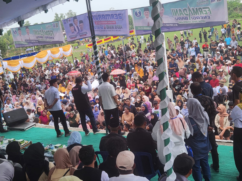 Ribuan Warga Inhil Antusias Hadiri Kampanye Cagubri Abdul Wahid dan Cabup Ferry-Dani