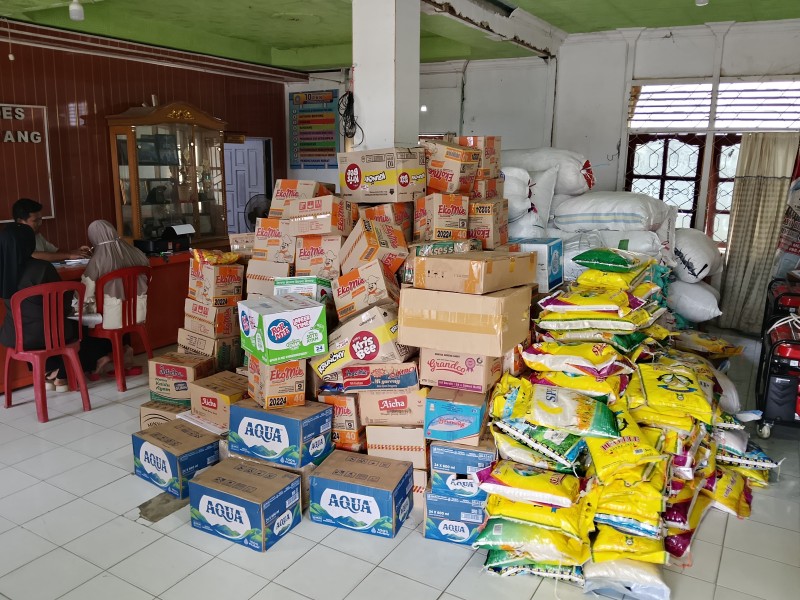 Desa Keritang Berhasil Kumpulkan Bantuan Uang Tunai, Pangan dan Pakaian untuk Korban Bencana SUMATRA
