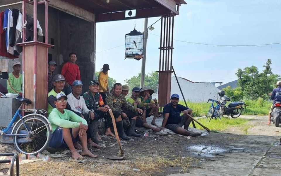 Babinsa Serda Imam Dukung Ketahanan Pangan Melalui Komsos