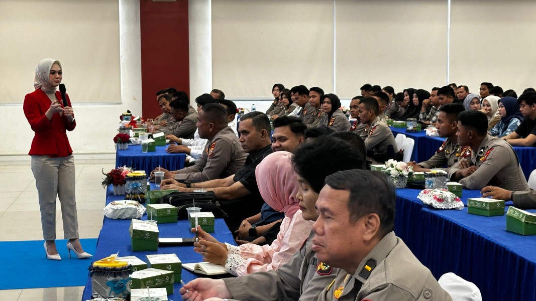 Polda Riau Gelar Pelatihan Public Speaking Dukung Program Green Policing