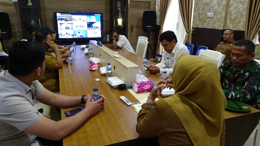 Bupati Inhil Diwakili Asisten II Setda Inhil Hadiri Rakor Pengendalian Inflasi Bersama Mendagri