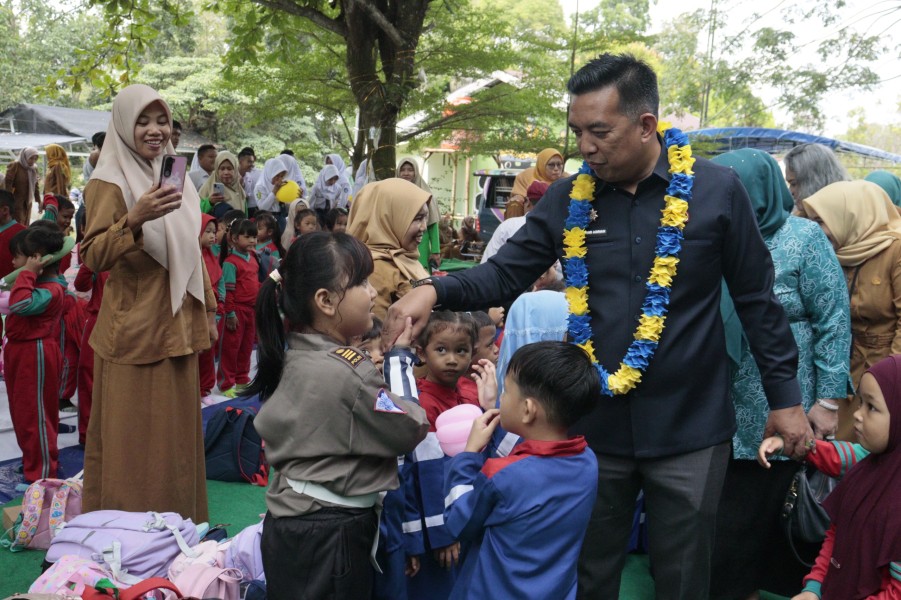 Dukung Literasi, Pemkab Inhu Apresiasi Rumah Baca Lilac Binaan Pertamina EP Lirik Field