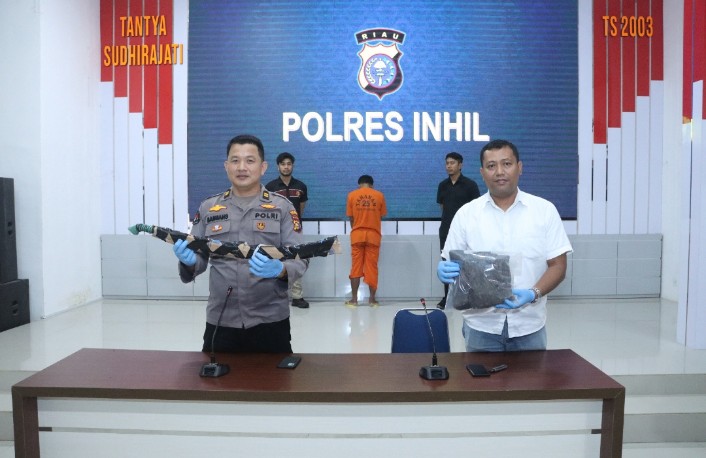 Polres Inhil Press Rilis Kasus Pembunuhan di Gaung
