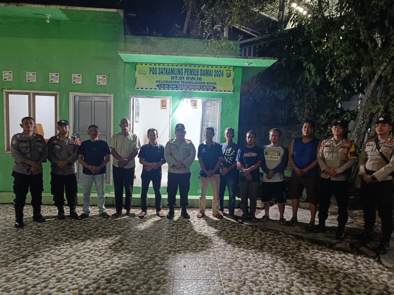 Kasat Binmas Polres Inhil AKP Cardi Edi Haryanto Cek Pos Satkamling di Tembilahan Kota