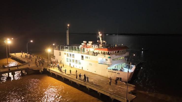 Kapal Roro Tembilahan - Batam Terancam Tak Beroperasi
