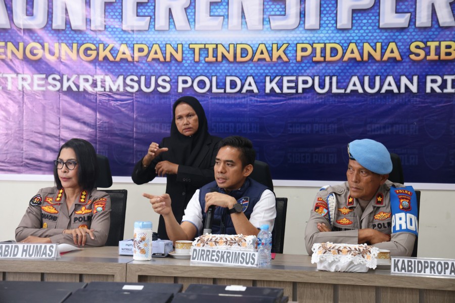 Imigrasi Karimun Gelar Sosialisasi Pencegahan TPPO Ke Masyarakat Desa Pangke.