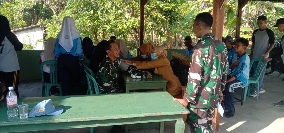 Koramil Plandaan dan Puskesmas Laksanakan Pengecekan Kesehatan Calon Paskibraka