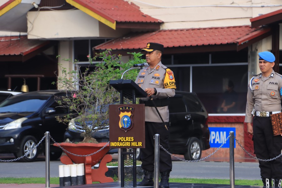 Polres Indragiri Hilir Gelar Upacara PTDH, Tujuh Personel Resmi Diberhentikan