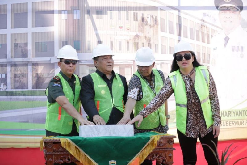 Hadiri Groundbreaking RS Tentara, Pj Gubri: Bentuk Sinergitas yang Kuat