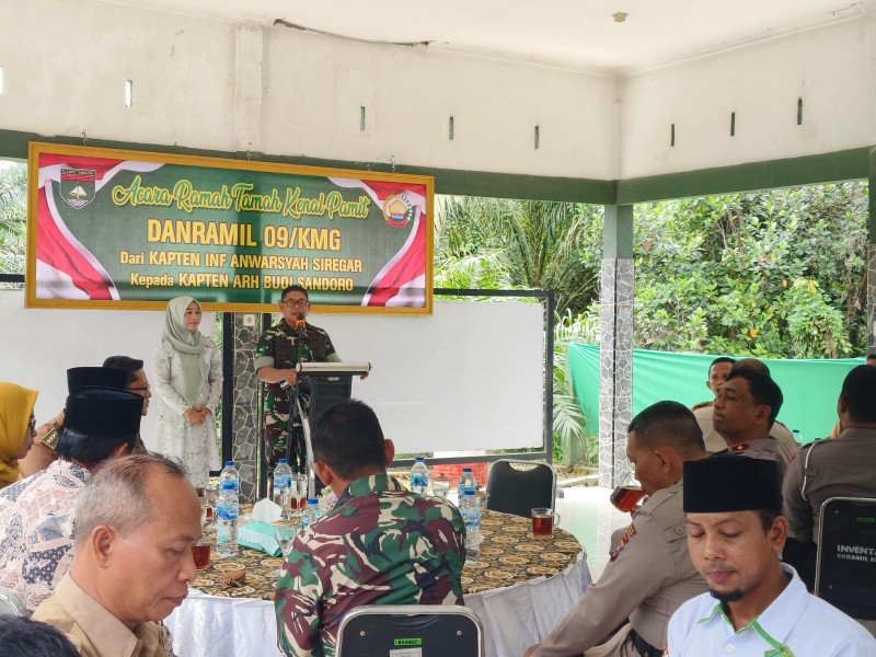 Para Kades se Kecamatan Kemuning Hadiri Kenal Pamit Danramil 09/Kemuning