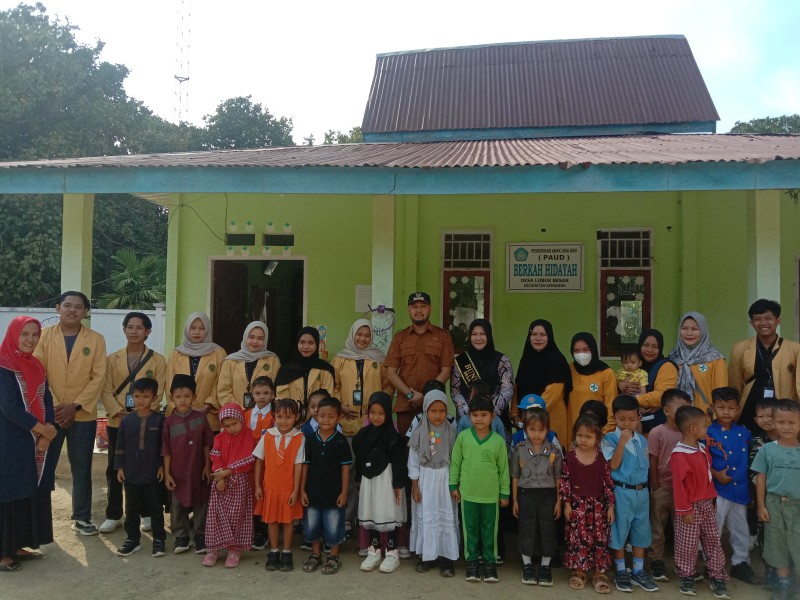 Pemdes Lubuk Besar Upacara Peringatan Hari Anak Nasional