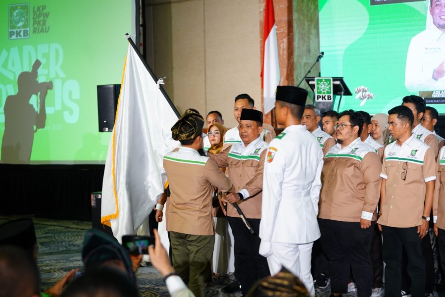 Lantik Dani Nursalam Jadi Ketua LKP DPW PKB Riau, Abdul Wahid: Kader Harus Jadi Penjaga Ideologi dan Aspirasi Masyarakat