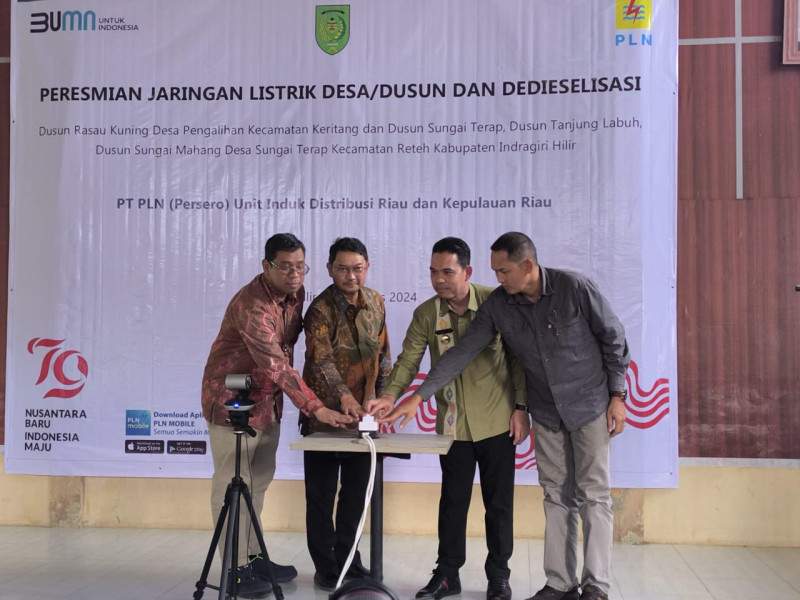Pj. Bupati Inhil Erisman Yahya Perjuangkan Listrik 24 Jam di Setiap Dusun