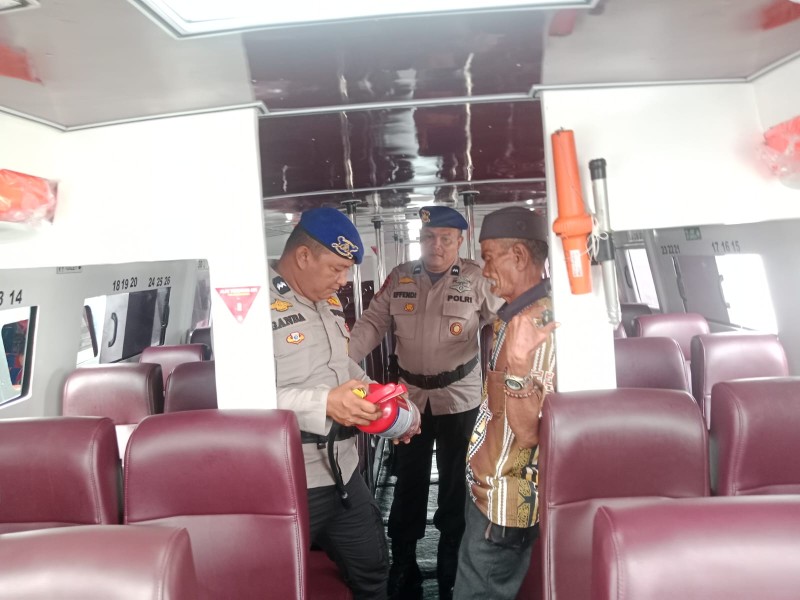Sat Polaitud Polres Inhil Melaksanakan  giat Waskat di Pelindo Tembilahan, Tekan Potensi Laka Laut