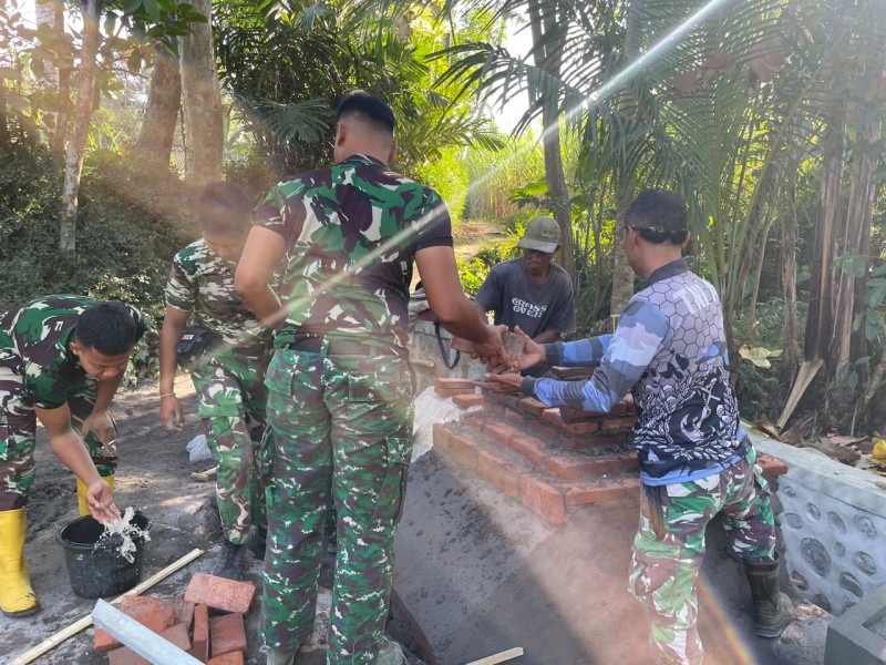 Sinergi Lintas Satuan Percepat Pembangunan Tugu Prasasti TMMD ke-129
