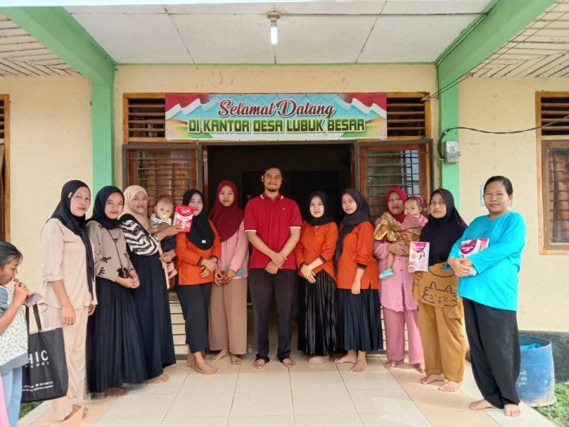 Balita dan Ibu Hamil Lubuk Besar Dapat Layanan Posyandu Rutin