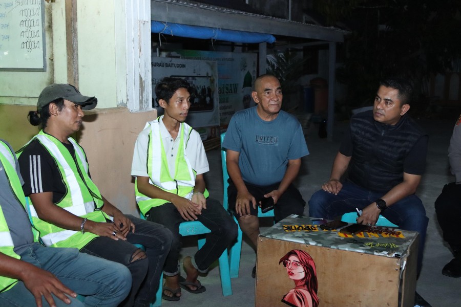 Kapolres Indragiri Hilir Laksanakan Pengecekan Pos Kamling di Wilayah Kecamatan Tembilahan Kota