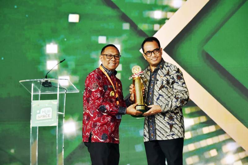 Pemprov Riau Terima Penghargaan Wahana Tata Nugraha 2024 dari Kemenhub RI