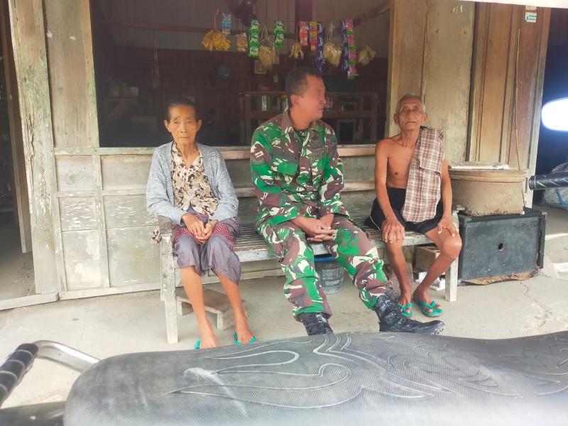 Sertu Shofi Gencar Lakukan Komsos di Desa Banjardowo