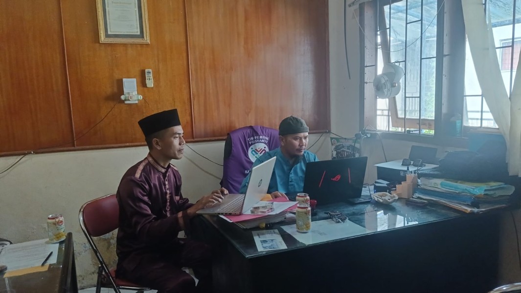 Kejar Target! Pemerintah Desa Talang Jangkang Lakukan Posting APBDes