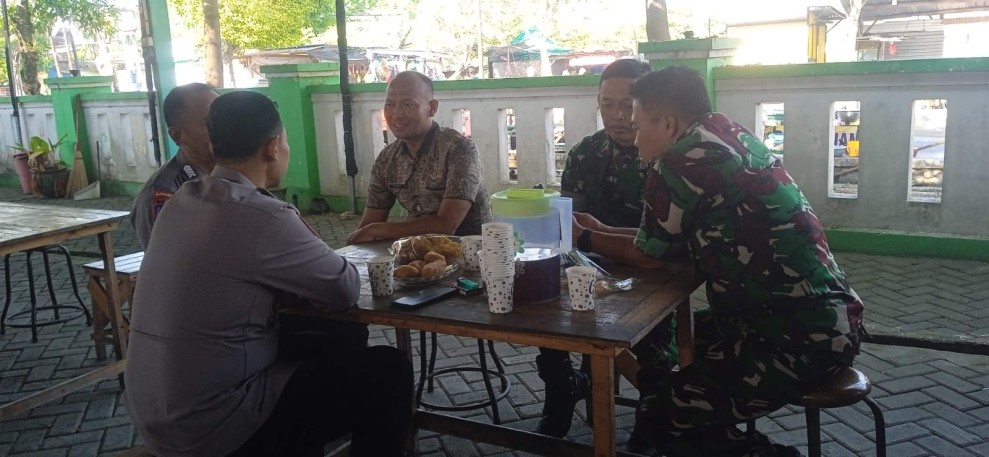 Ba TUUD Koramil Megaluh Perkuat Sinergitas dengan Anggota Polsek