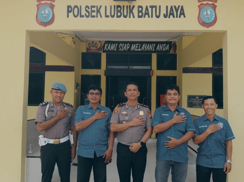 DPC GAMKI Inhu Silaturahmi ke Polsek LBJ, Bahas Toleransi dan Kemitraan Pemuda