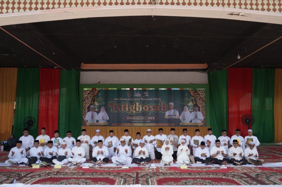 Bupati Herman Pimpin Khatam Al-Qur’an Sambut Tahun Baru Islam 1448 H dan Milad ke-61 Kabupaten Inhil