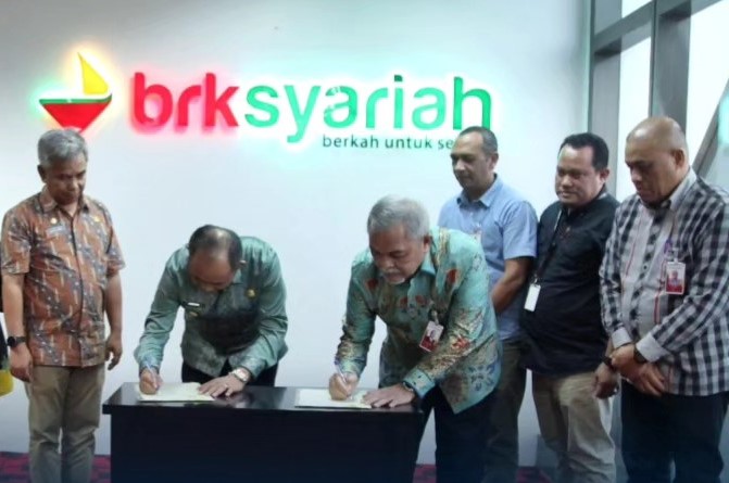 Dukung Perekonomian Masyarakat, Pj.Bupati Inhil Herman MoU Dengan BRK Syariah